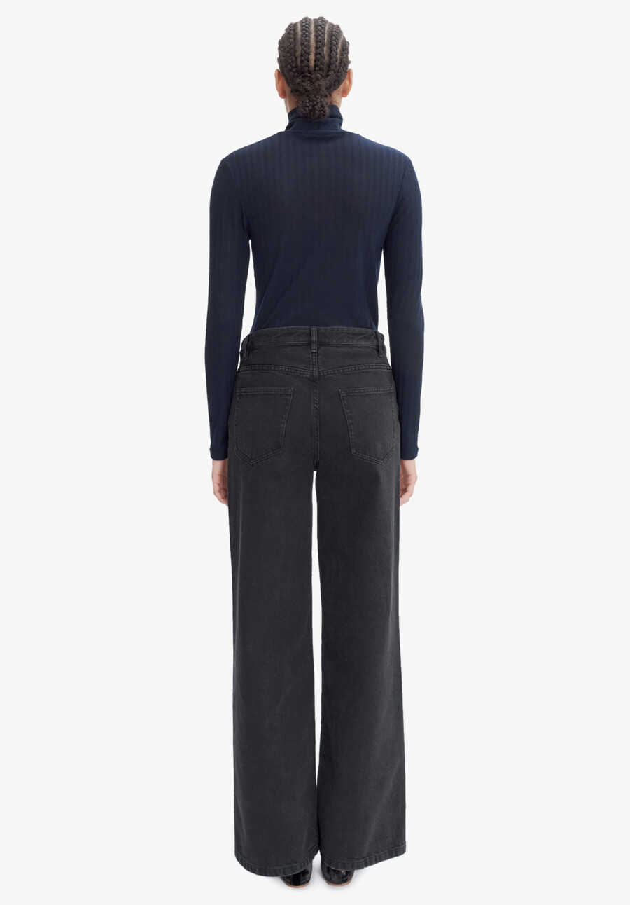 elisabeth jeans
