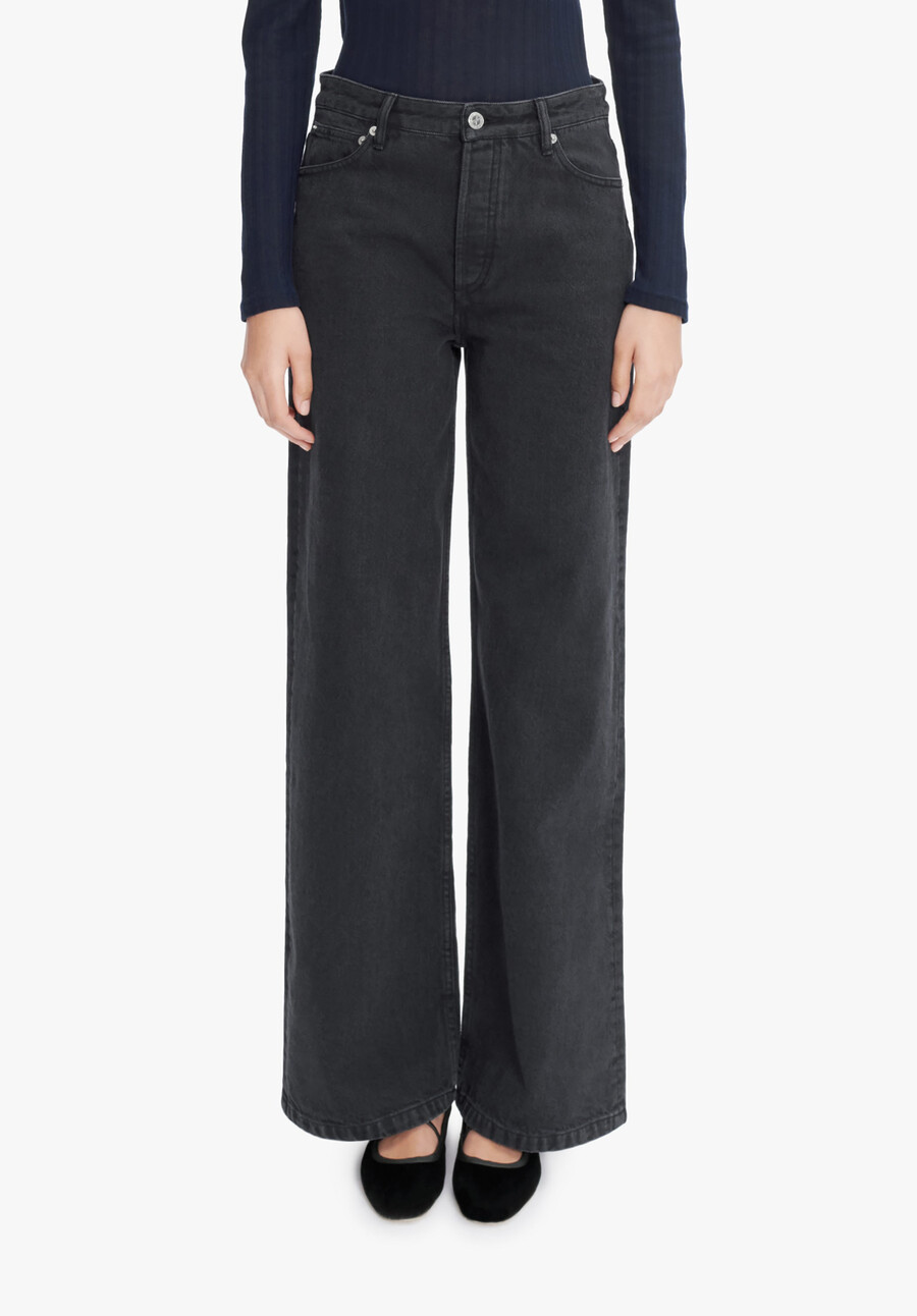 elisabeth jeans