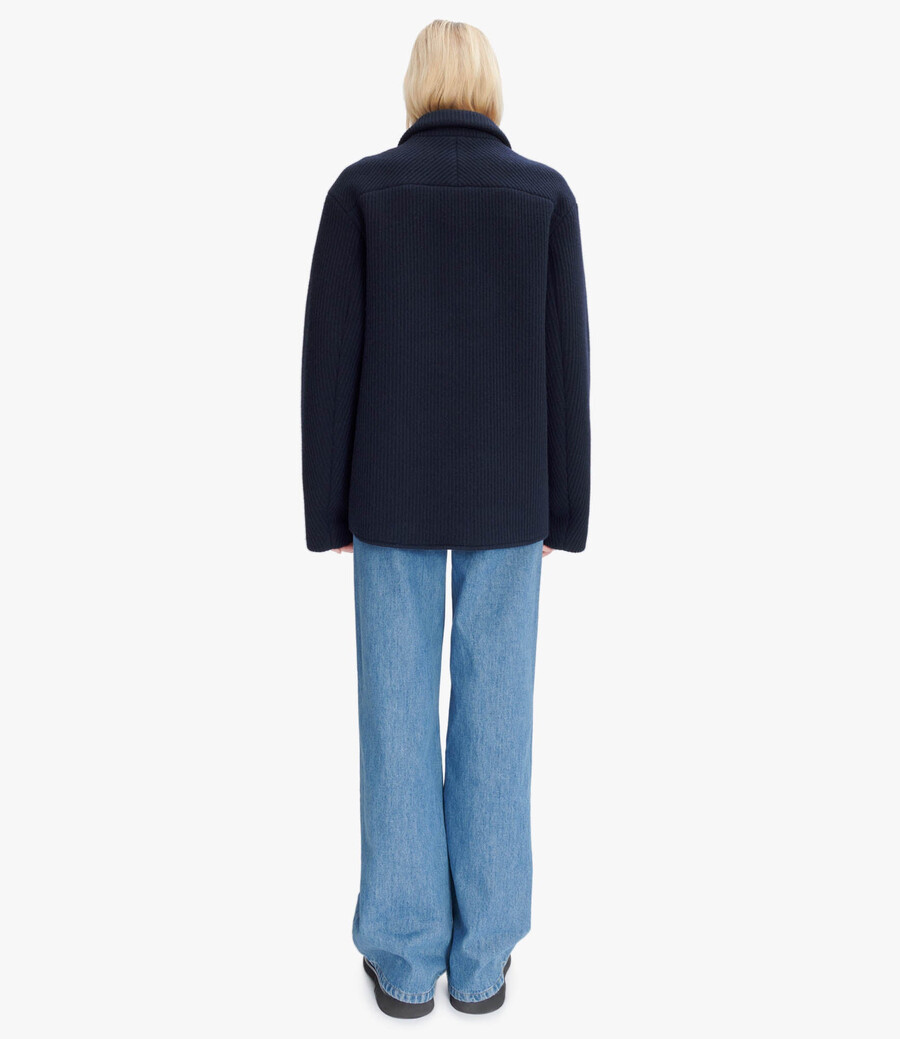 elisabeth jeans