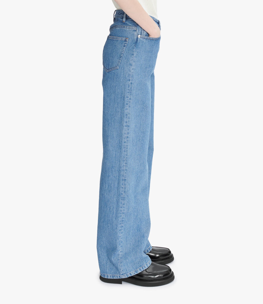 elisabeth jeans