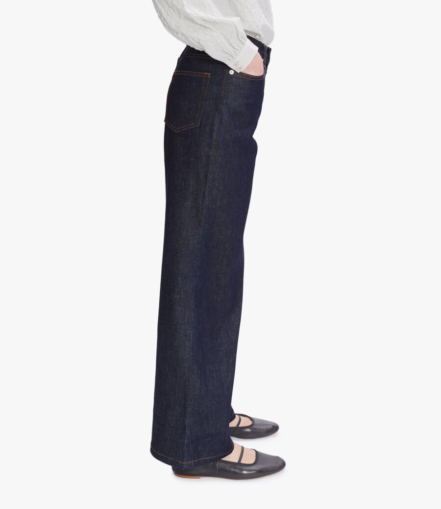 elisabeth jeans