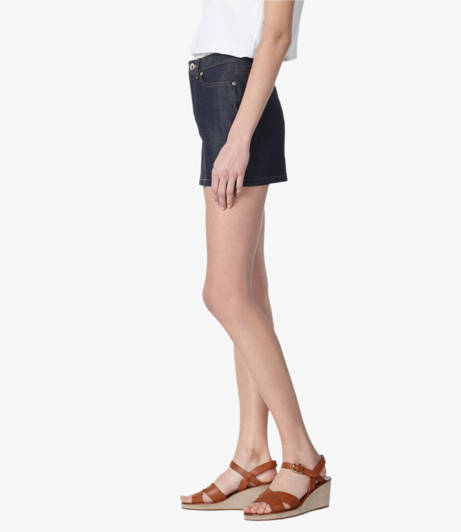 mini skirt